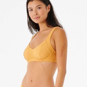 Rip Curl Bikini Size S NWOT